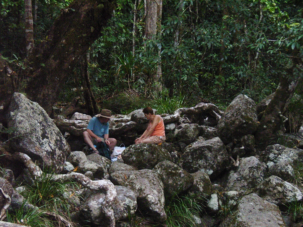 Cairns068.jpg - Unicode