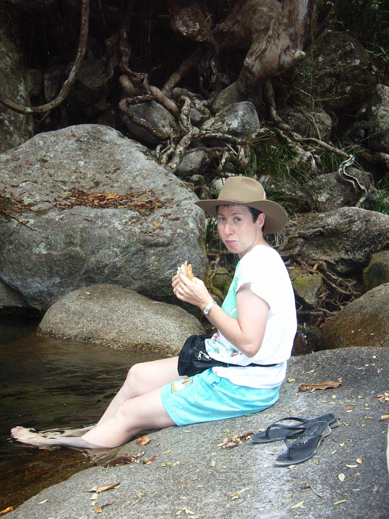 Cairns072.jpg - Unicode