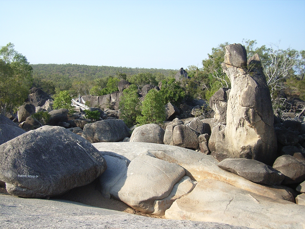 Cairns109.jpg - Unicode