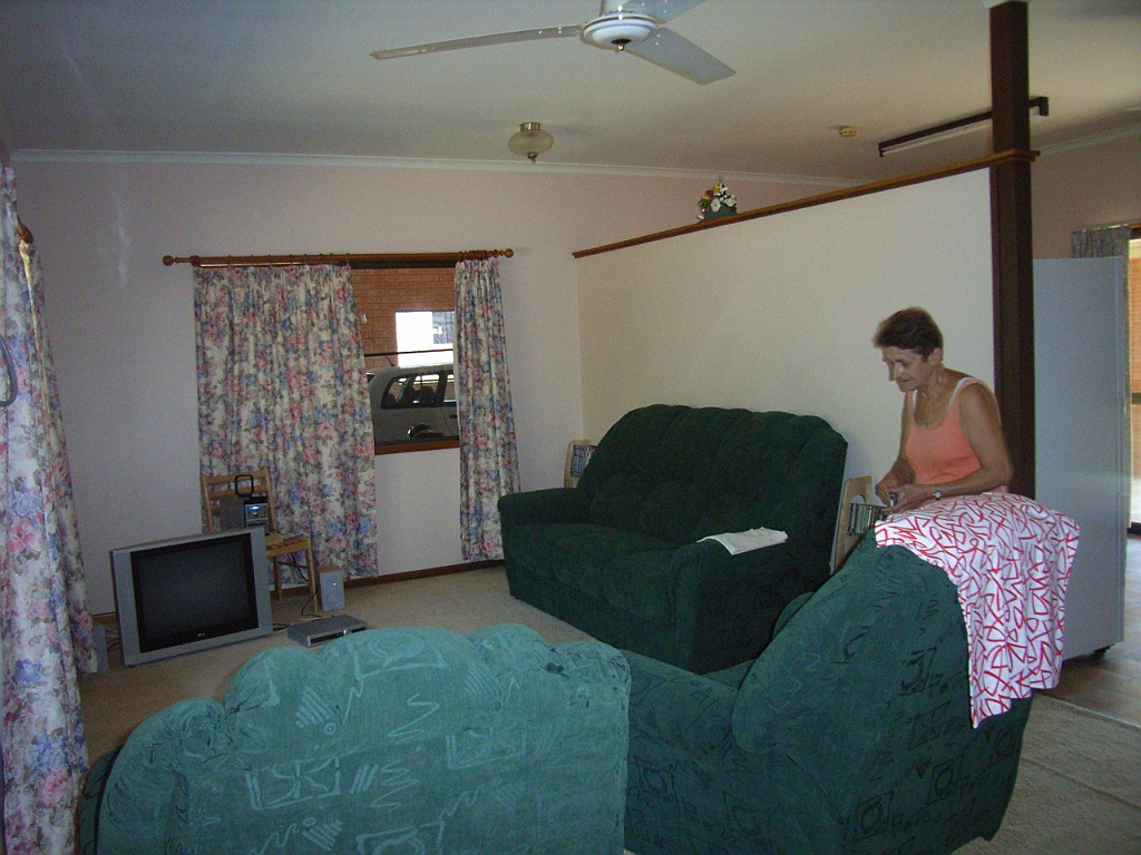 Cairns169.jpg - Unicode