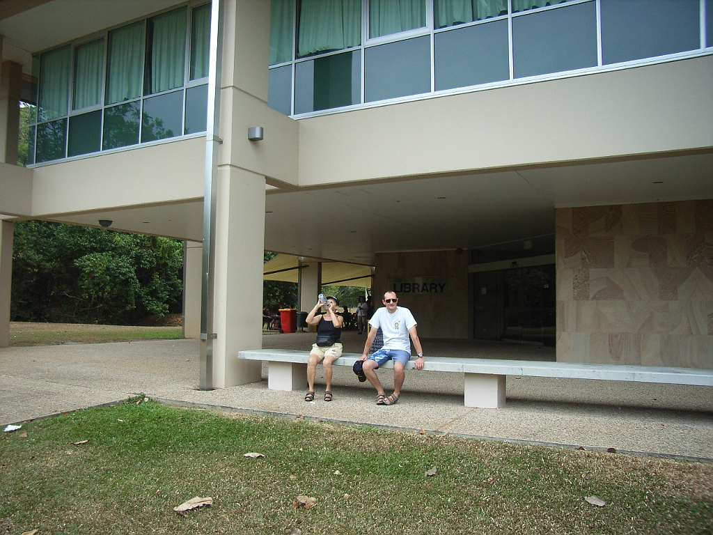 Cairns187.jpg - Unicode