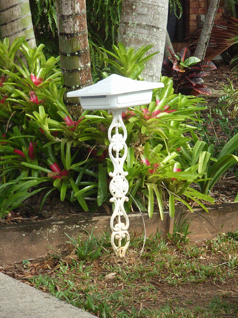 Cairns202.jpg - Unicode