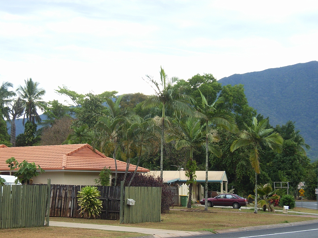 Cairns208.jpg - Unicode