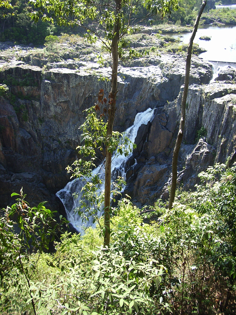 Cairns266.jpg - Unicode