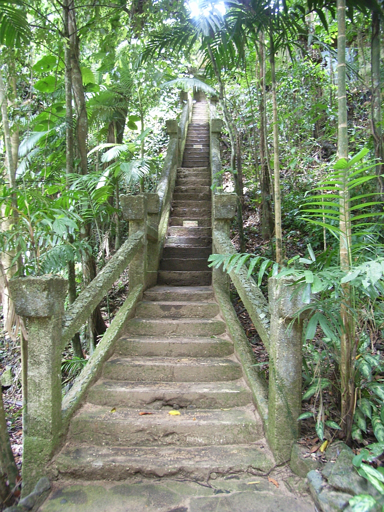 Cairns385.jpg - Unicode