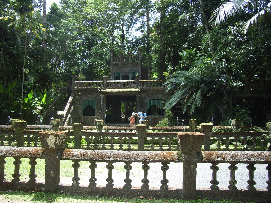 Cairns392.jpg - Unicode