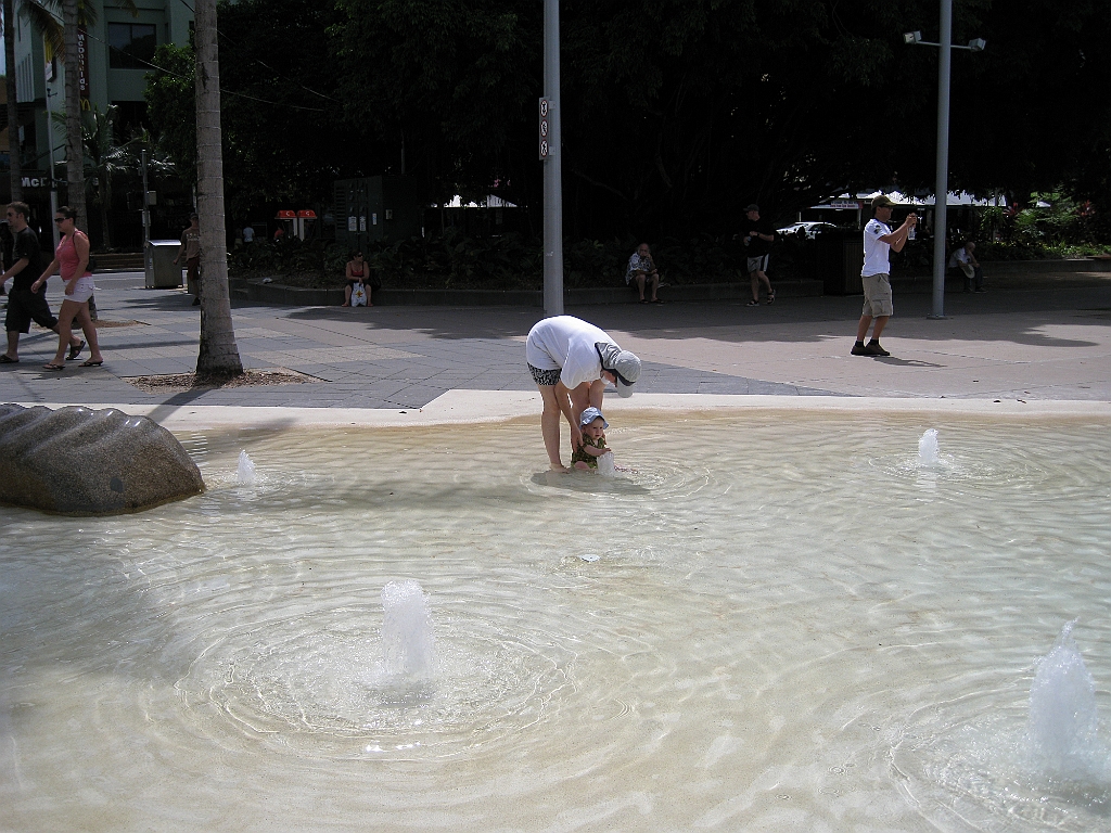 Cairns23.JPG