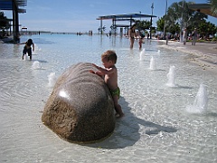 Cairns09