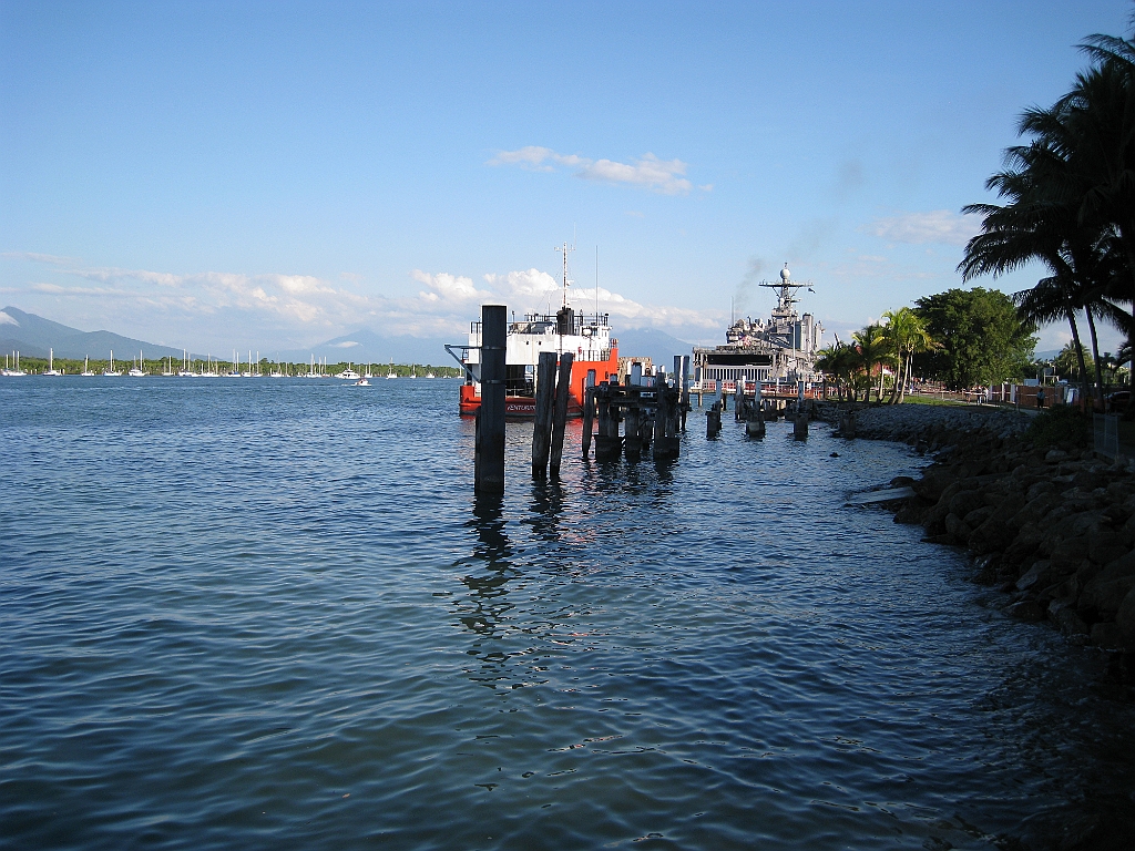 Cairns108.JPG