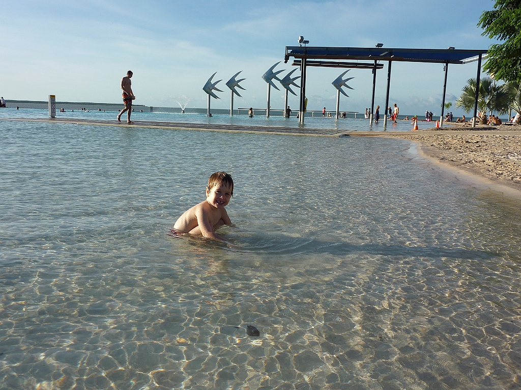 Cairns15.JPG