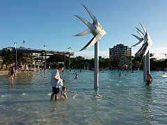 Cairns004