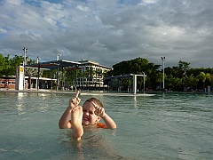 Cairns008