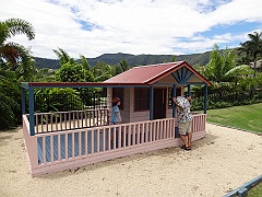 Cairns057