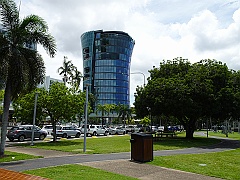 Cairns04