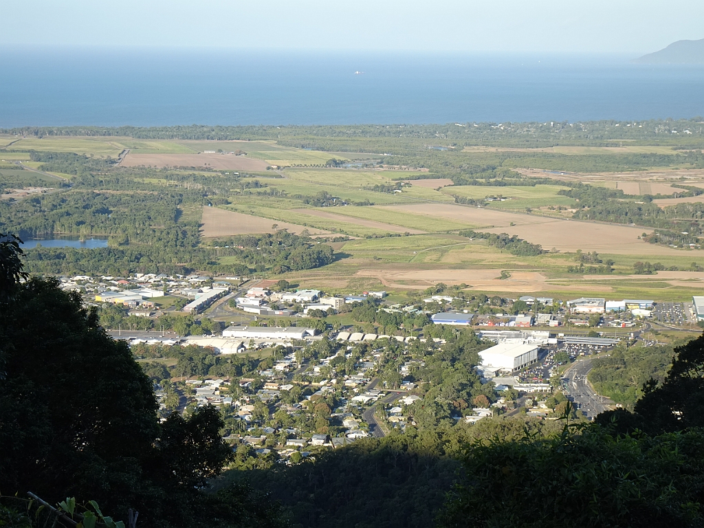 Cairns119.JPG