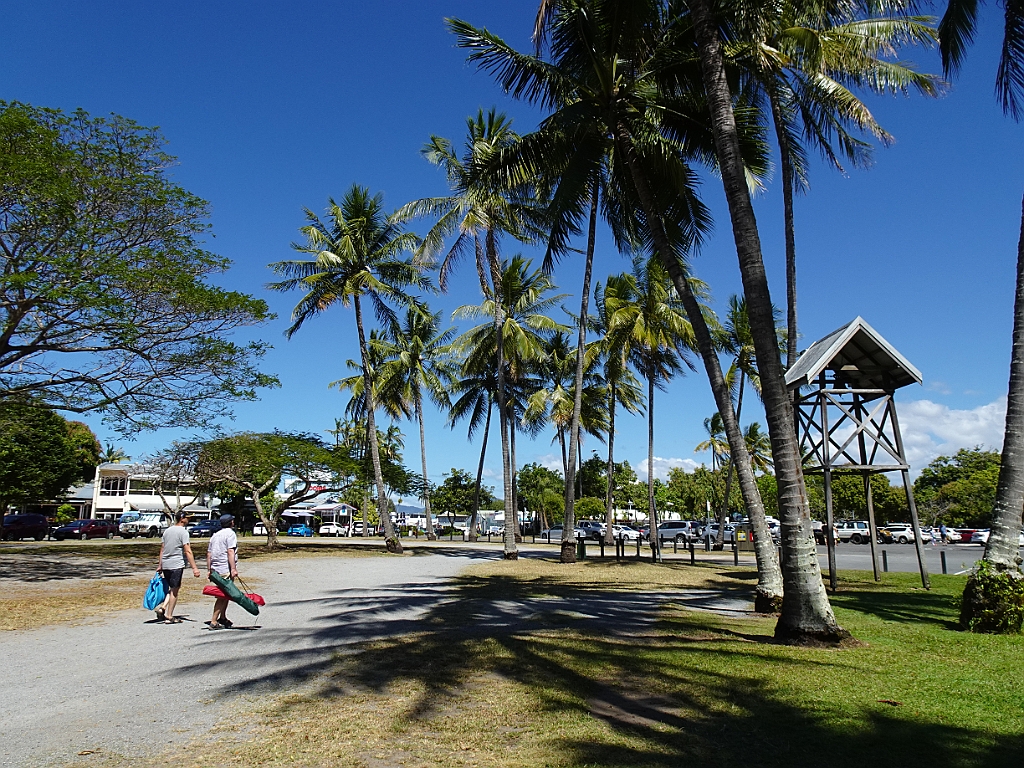Cairns151.JPG