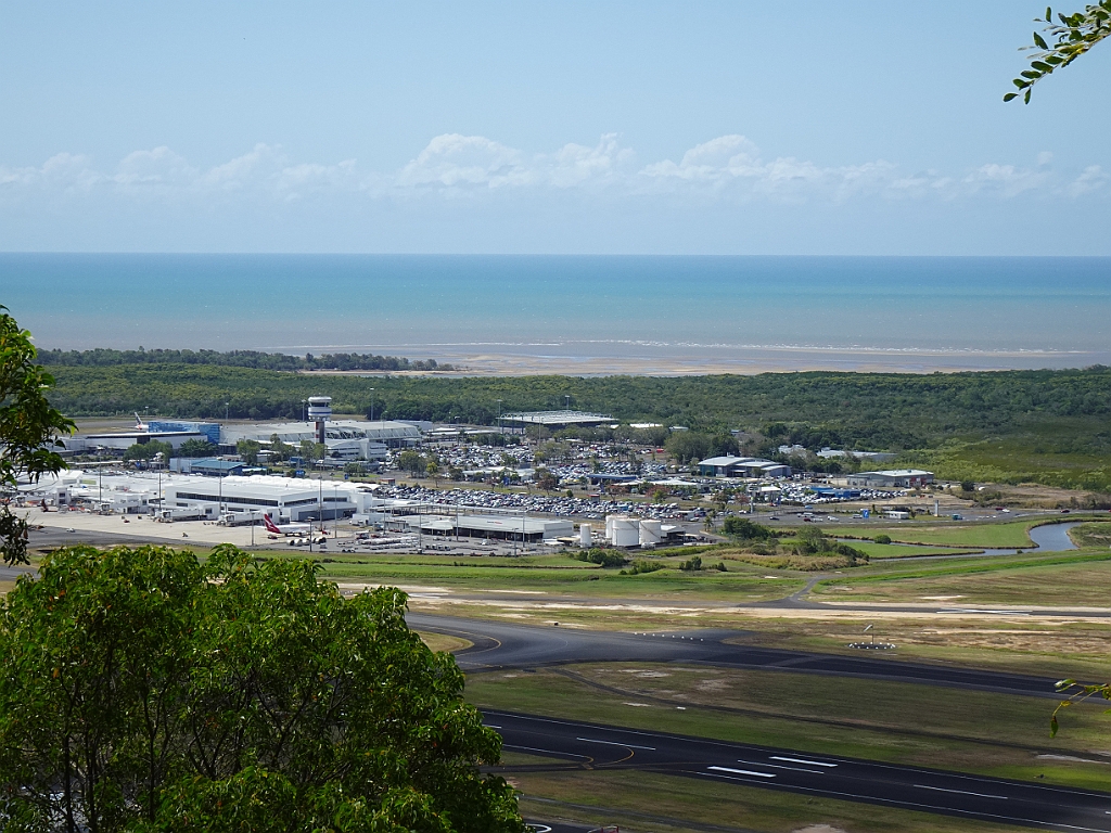 Cairns178.JPG