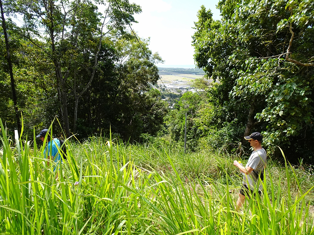 Cairns191.JPG
