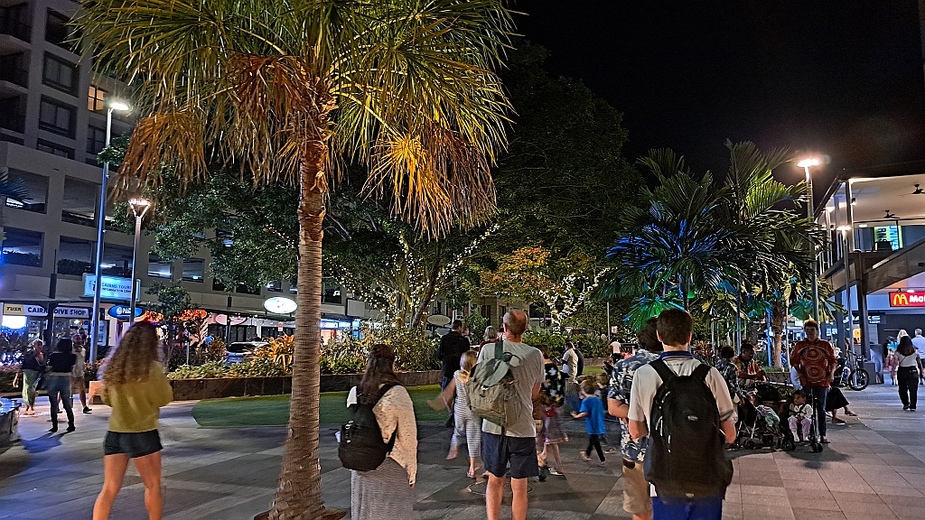 Cairns203.jpg